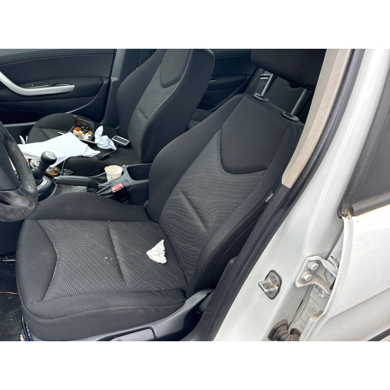 Pare choc avant PEUGEOT 308 1 Photo n°17