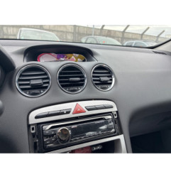 Feu arriere stop central PEUGEOT 308 1