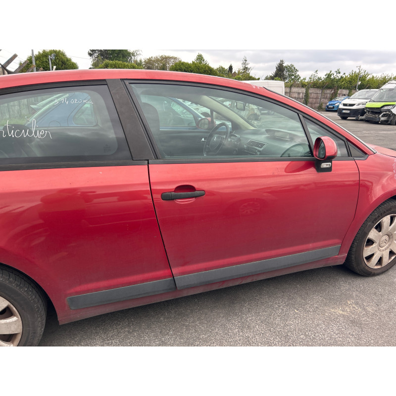 Anti brouillard arriere gauche CITROEN C4 1 Photo n°17
