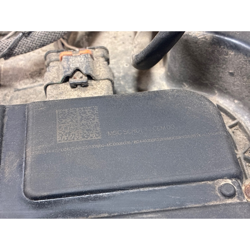 Reservoir AdBlue PEUGEOT 308 2 Photo n°4
