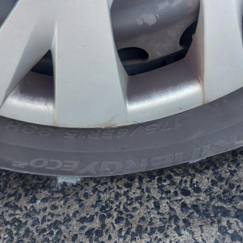 Pedalier de frein TOYOTA YARIS 3 Photo n°16