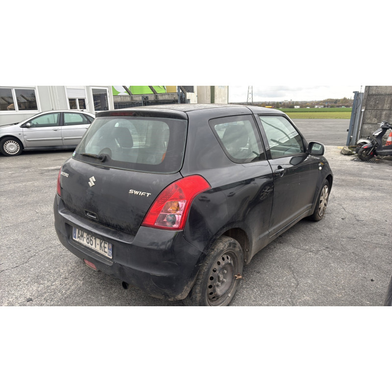 Aile avant droit SUZUKI SWIFT 3 Photo n°6