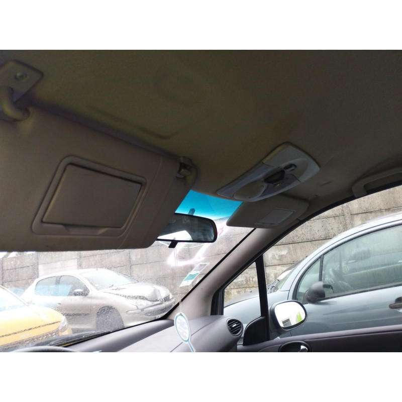 Feu arriere principal droit (feux) MERCEDES CLASSE A 168 Photo n°19