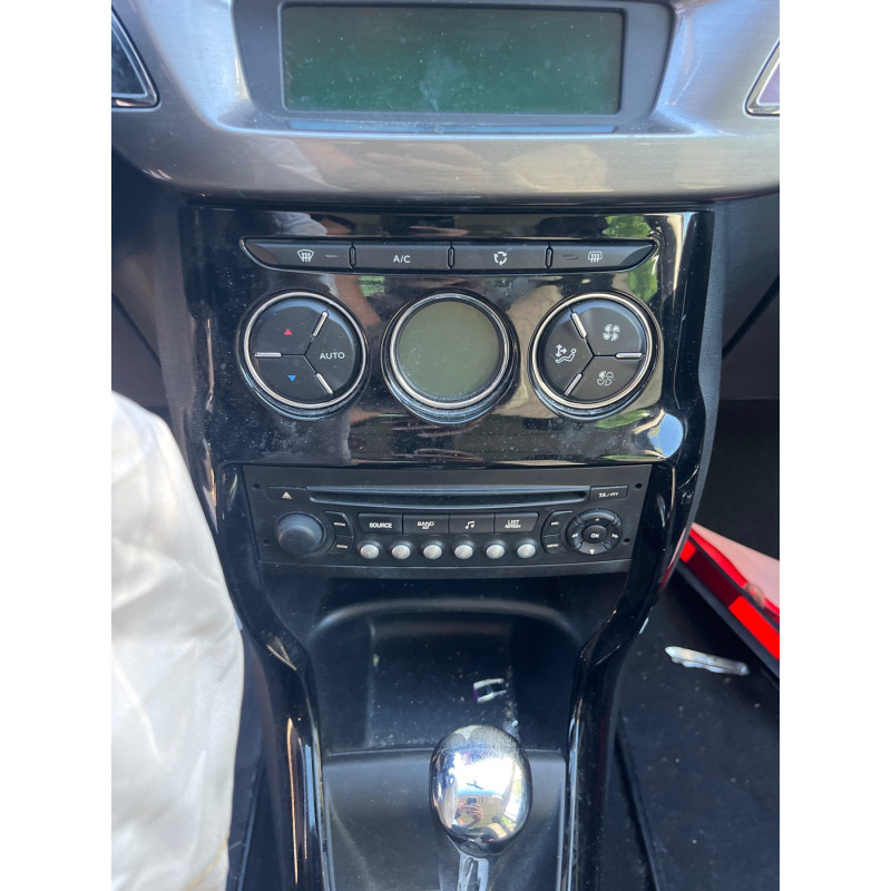 Pare choc arriere CITROEN C3 2 Photo n°9