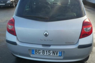 Boitier UCH RENAULT CLIO 3