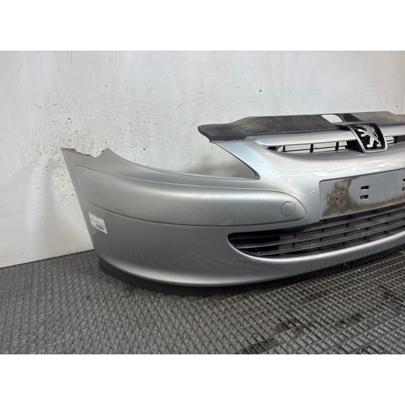 Pare choc avant PEUGEOT 307 Photo n°4