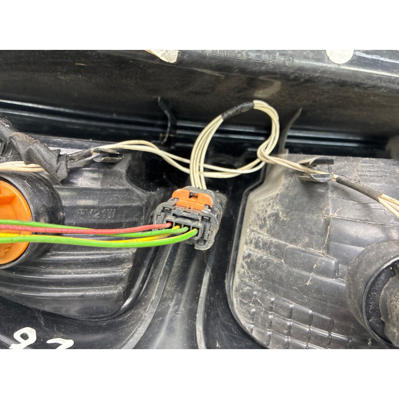 Feu arriere principal droit (feux) CITROEN C3 PICASSO Photo n°2