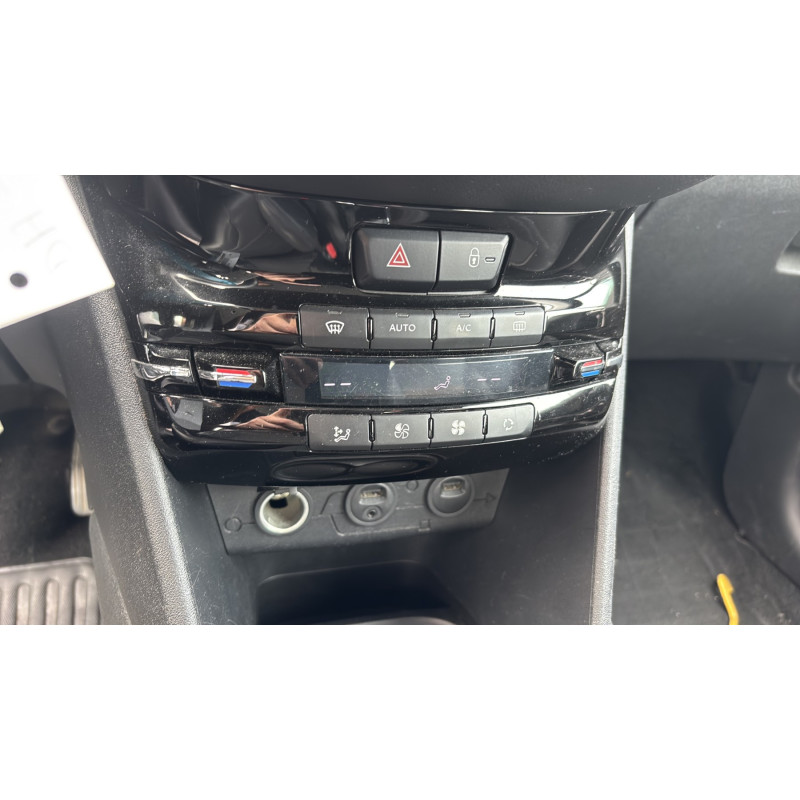 Pretensionneur de ceinture avant droit PEUGEOT 208 1 Photo n°20