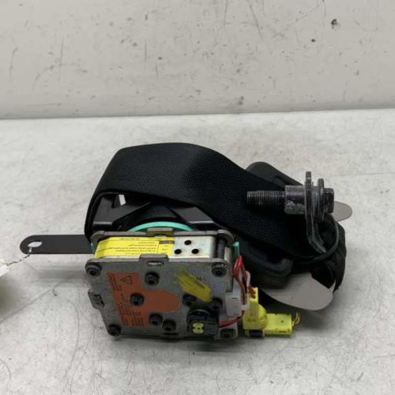 Pretensionneur de ceinture avant droit TOYOTA VERSO Photo n°3
