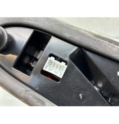 Feu arriere principal gauche (feux) LANCIA DELTA 3