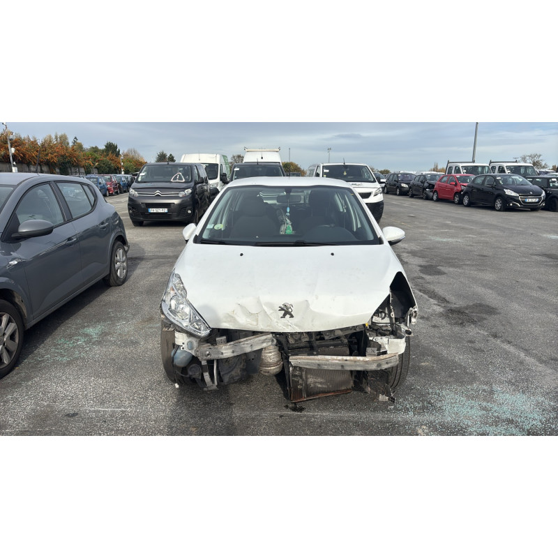Poignee porte arriere gauche PEUGEOT 208 1 Photo n°12