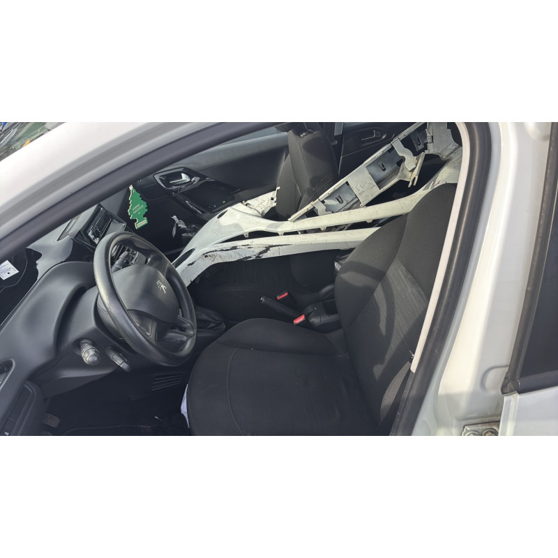 Poignee porte arriere gauche PEUGEOT 208 1 Photo n°18
