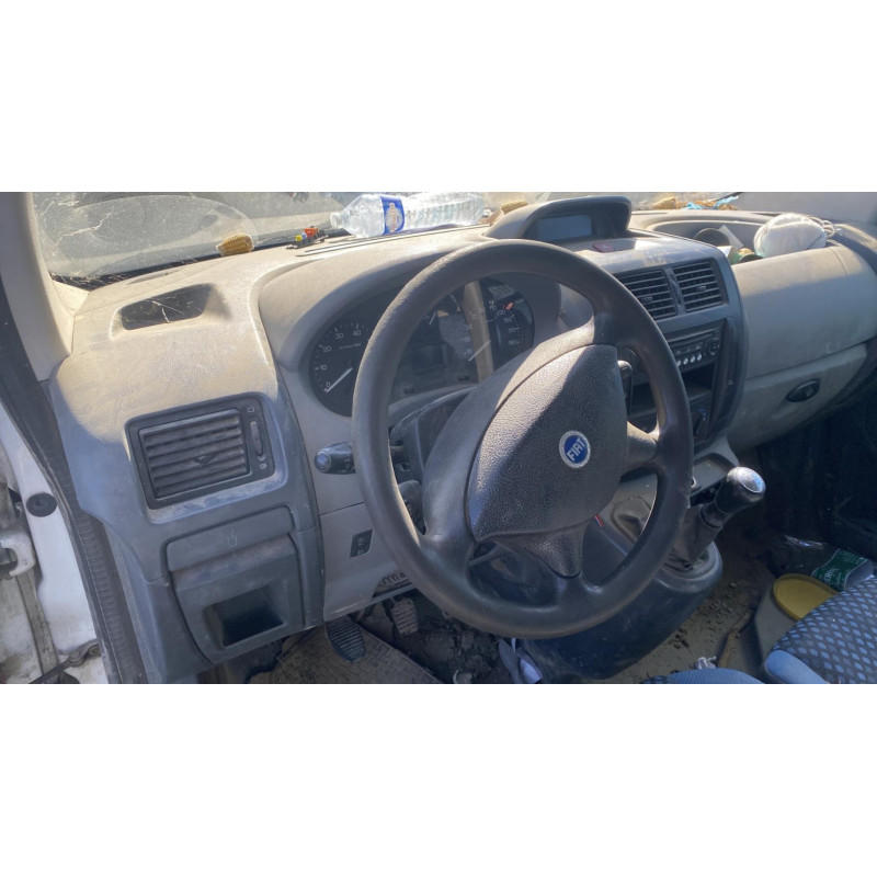 Poignee porte avant gauche FIAT SCUDO 2 Photo n°12