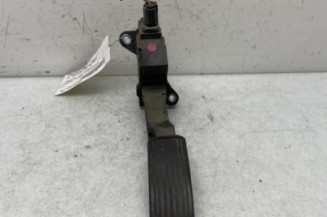 Pedalier d'accelerateur TOYOTA VERSO Photo n°1