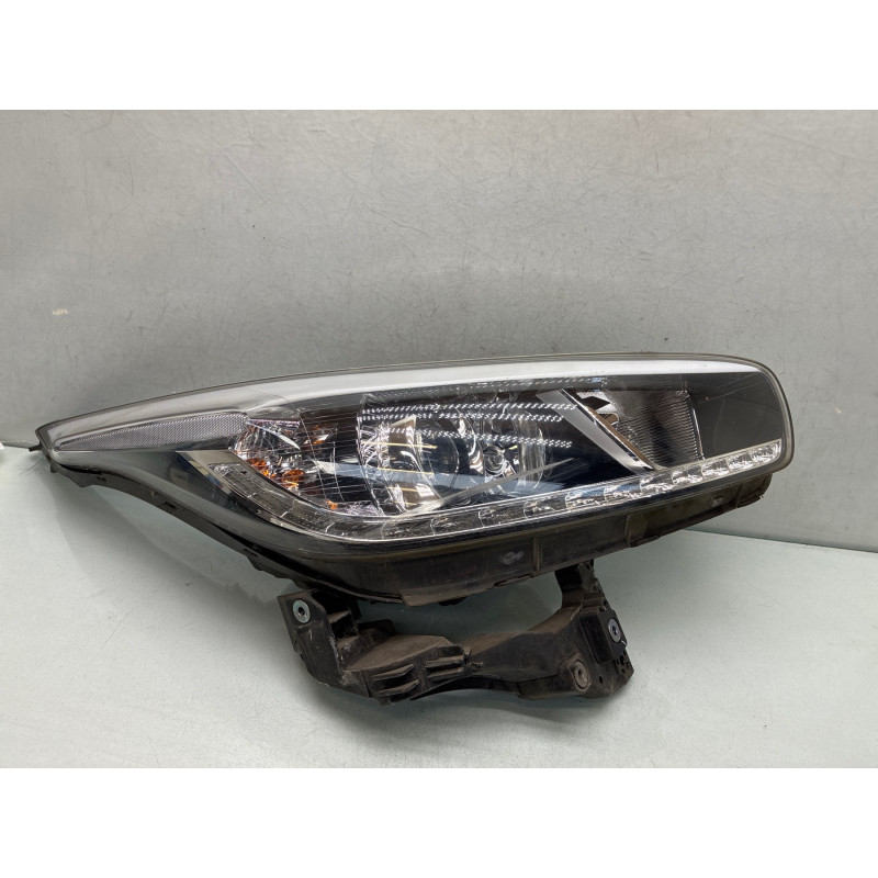 Optique avant principal droit (feux)(phare) KIA CEE-D 2 SPORT WAGON Photo n°2