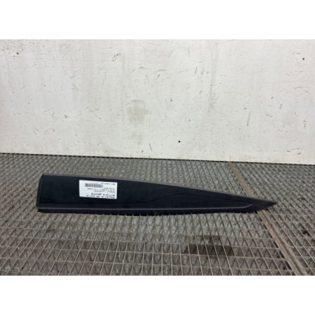 Baguette de porte arriere gauche  RENAULT CLIO 4