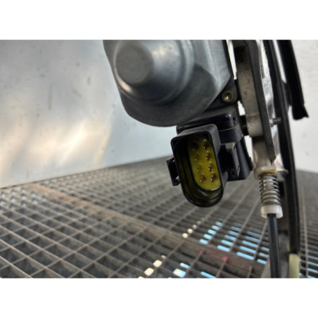 Leve vitre electrique avant droit AUDI A6 2 Photo n°1