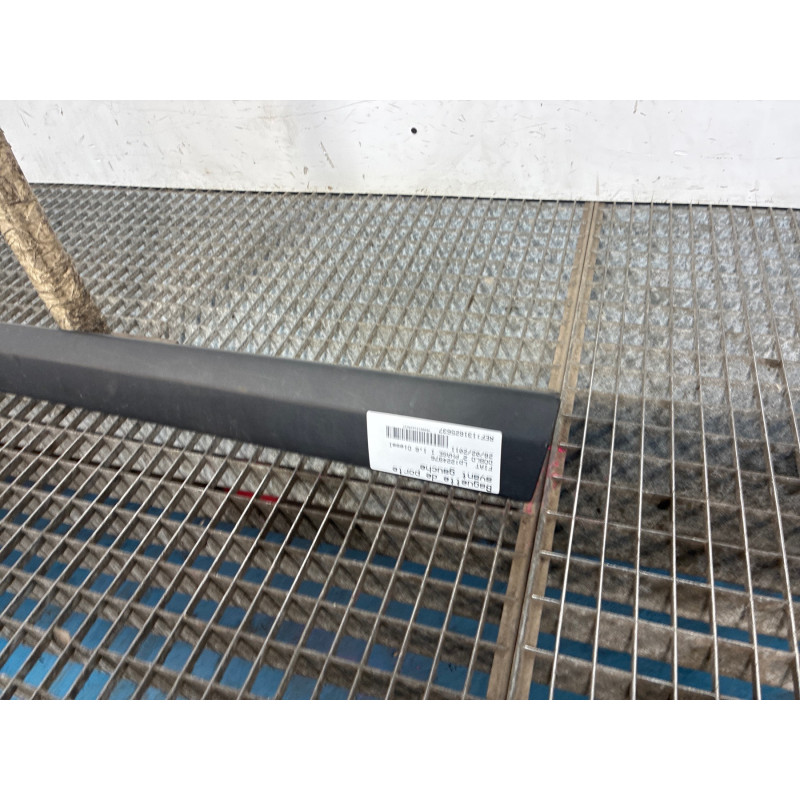 Baguette de porte avant gauche FIAT DOBLO 2 Photo n°4