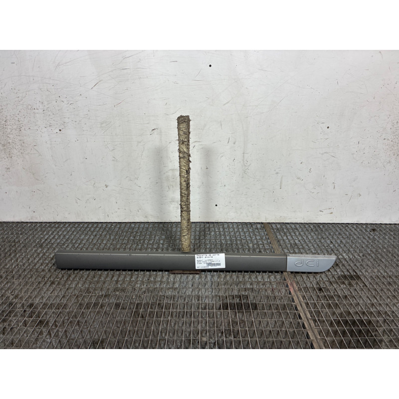 Baguette de porte avant droite RENAULT GRAND SCENIC 2 Photo n°1