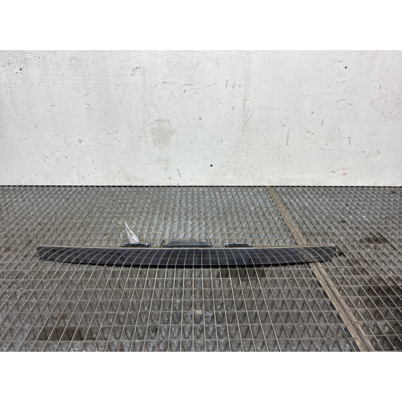 Baguette de coffre MERCEDES CLASSE B 245 Photo n°3