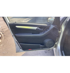 Baguette de coffre MERCEDES CLASSE B 245
