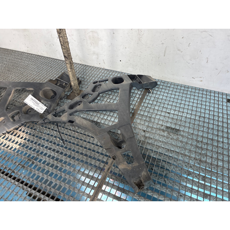 Support de pare chocs arriere RENAULT MEGANE 3 Photo n°3