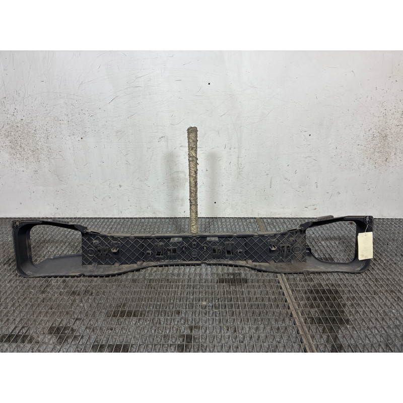 Support de pare chocs arriere PEUGEOT 208 1 Photo n°4