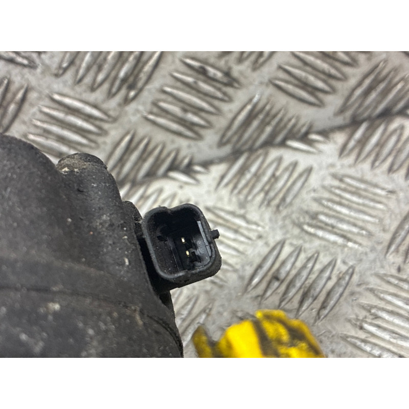 Compresseur clim CITROEN C4 PICASSO 1 Photo n°4