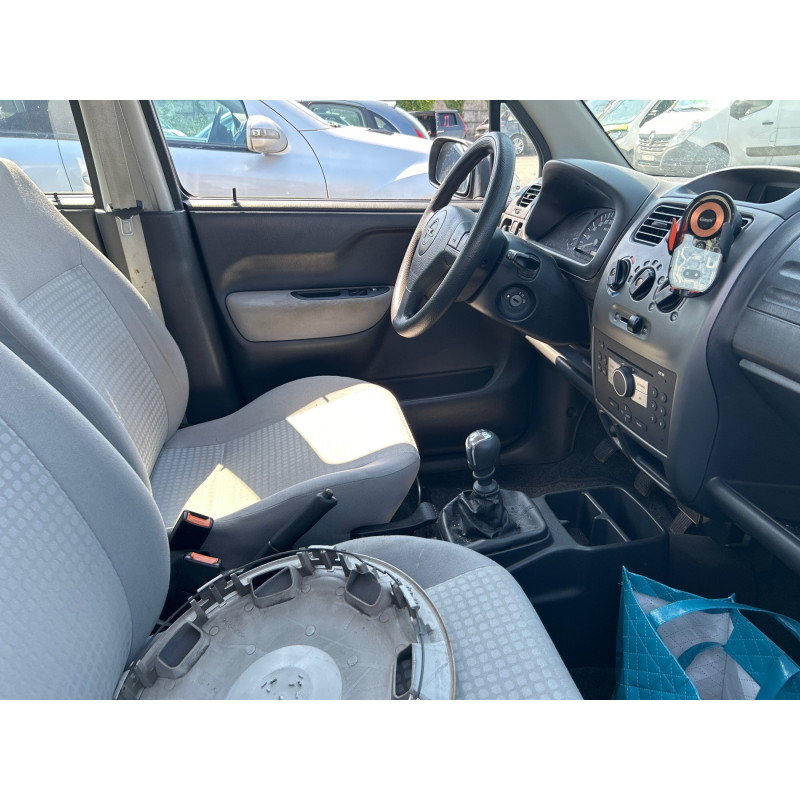 Plage arriere OPEL AGILA A Photo n°15