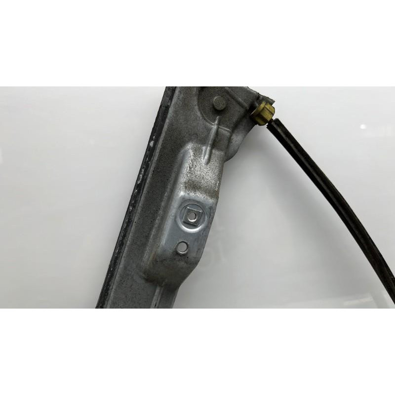 Leve vitre electrique avant droit RENAULT CLIO 3 Photo n°4