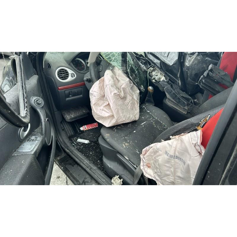 Leve vitre electrique avant droit RENAULT CLIO 3 Photo n°18