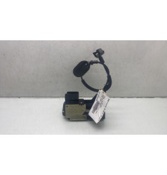Serrure avant droit FORD FIESTA 5