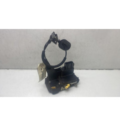 Serrure avant droit FORD FIESTA 5