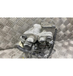 Compresseur clim RENAULT CLIO 4