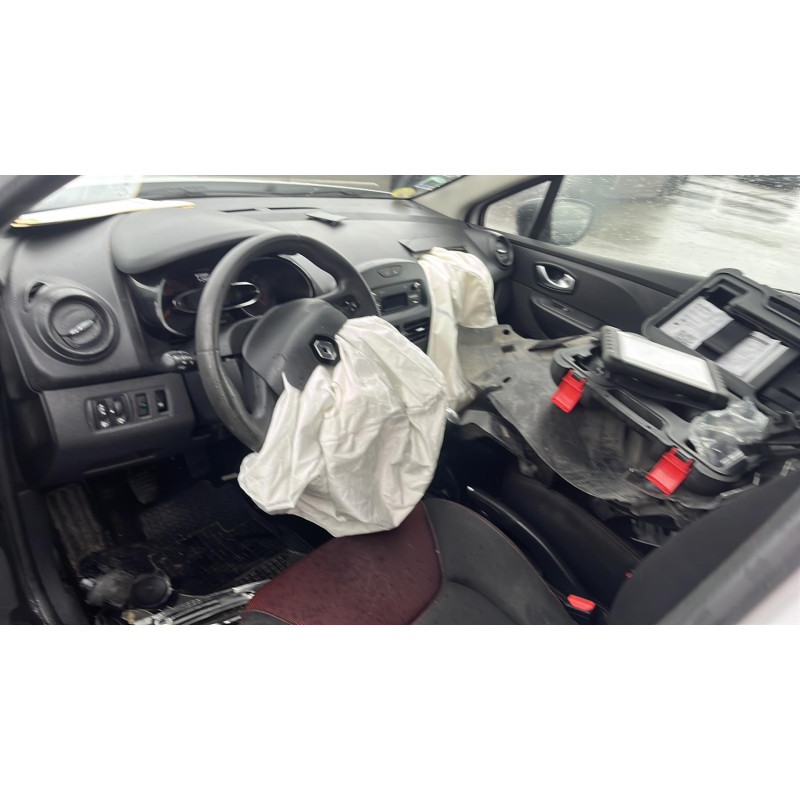 Compresseur clim RENAULT CLIO 4 Photo n°8