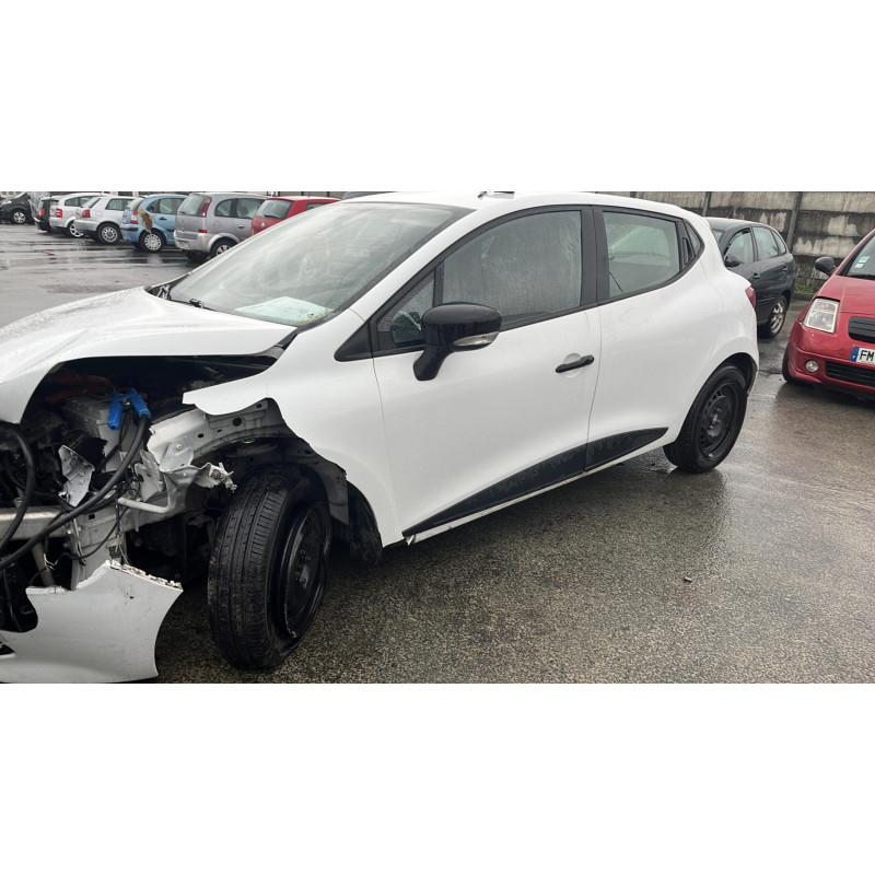Compresseur clim RENAULT CLIO 4 Photo n°10