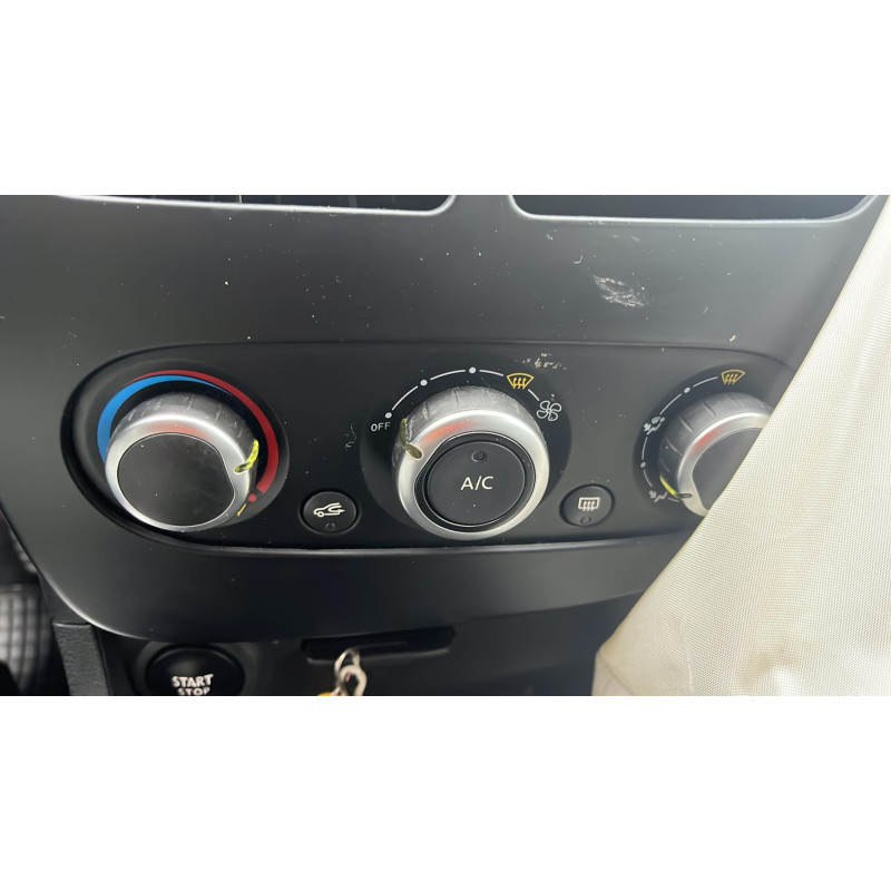 Compresseur clim RENAULT CLIO 4 Photo n°14