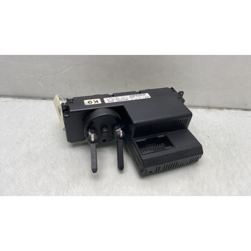 Commande chauffage MERCEDES CLASSE E 210 Photo n°4