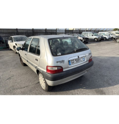 Feu arriere stop central CITROEN SAXO