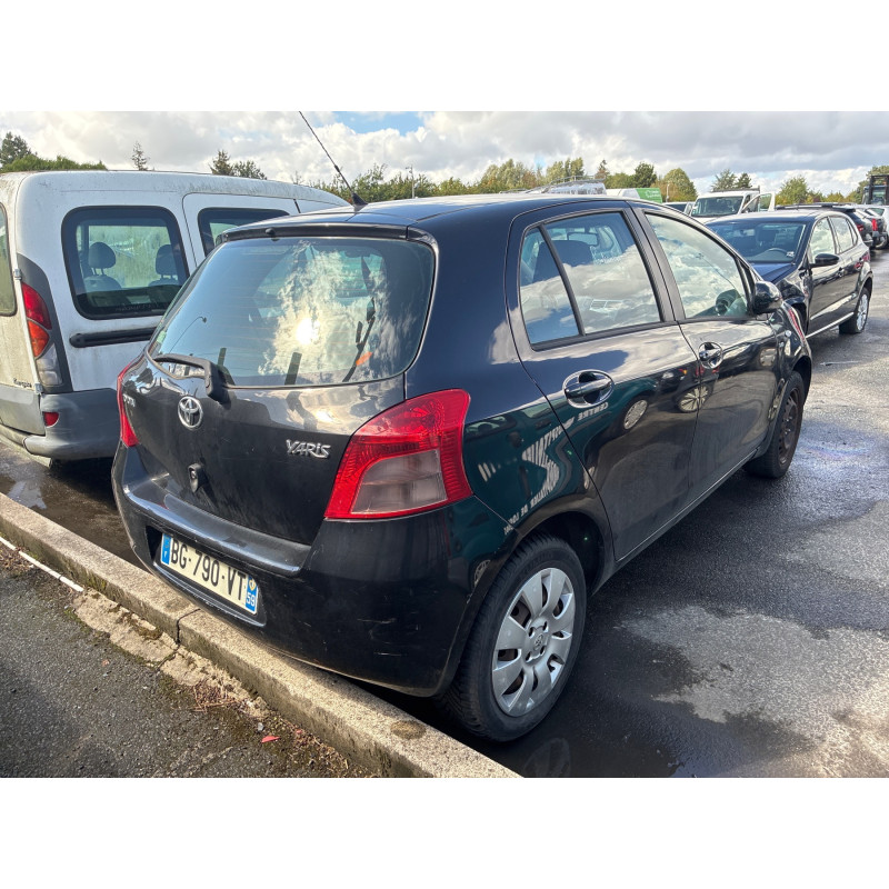 Plage arriere TOYOTA YARIS 2 Photo n°6