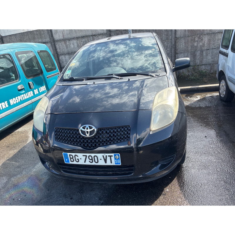 Plage arriere TOYOTA YARIS 2 Photo n°8