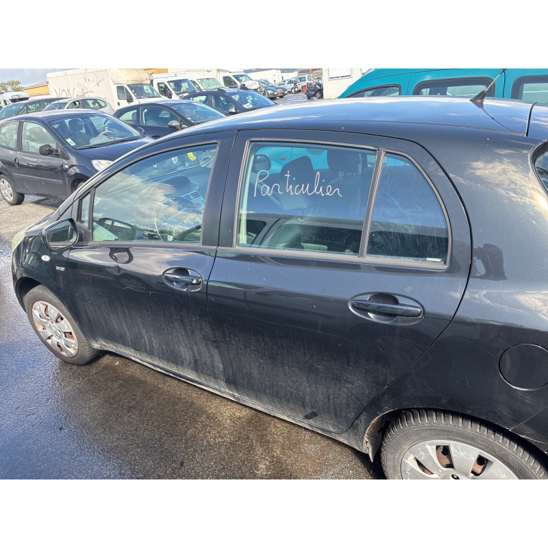 Plage arriere TOYOTA YARIS 2 Photo n°9