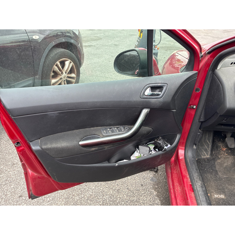PEUGEOT 308 1 SW PHASE 2 BREAK 1.6 THP - 16V TURBO Photo n°9