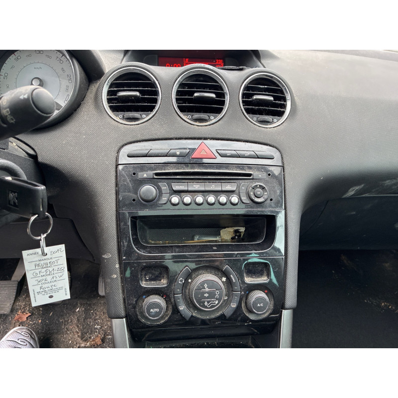PEUGEOT 308 1 SW PHASE 2 BREAK 1.6 THP - 16V TURBO Photo n°17