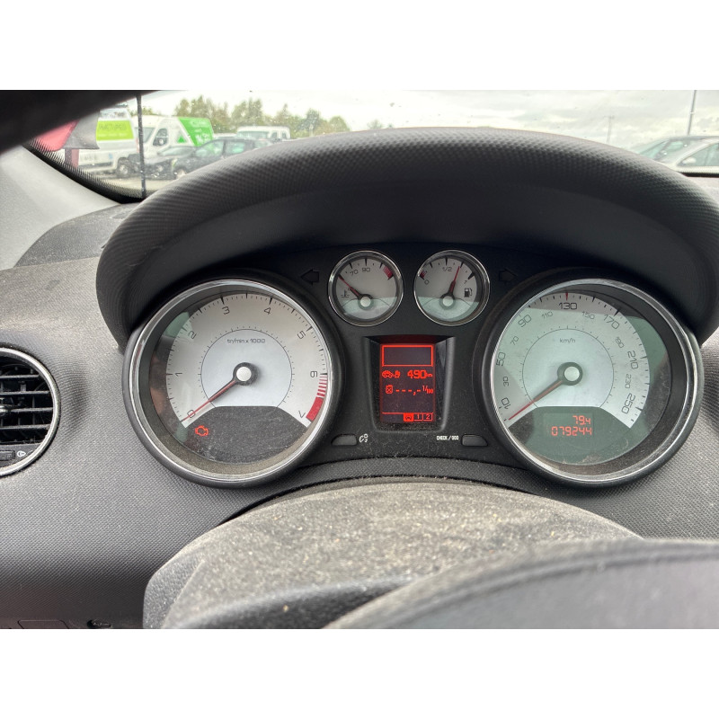 PEUGEOT 308 1 SW PHASE 2 BREAK 1.6 THP - 16V TURBO Photo n°21