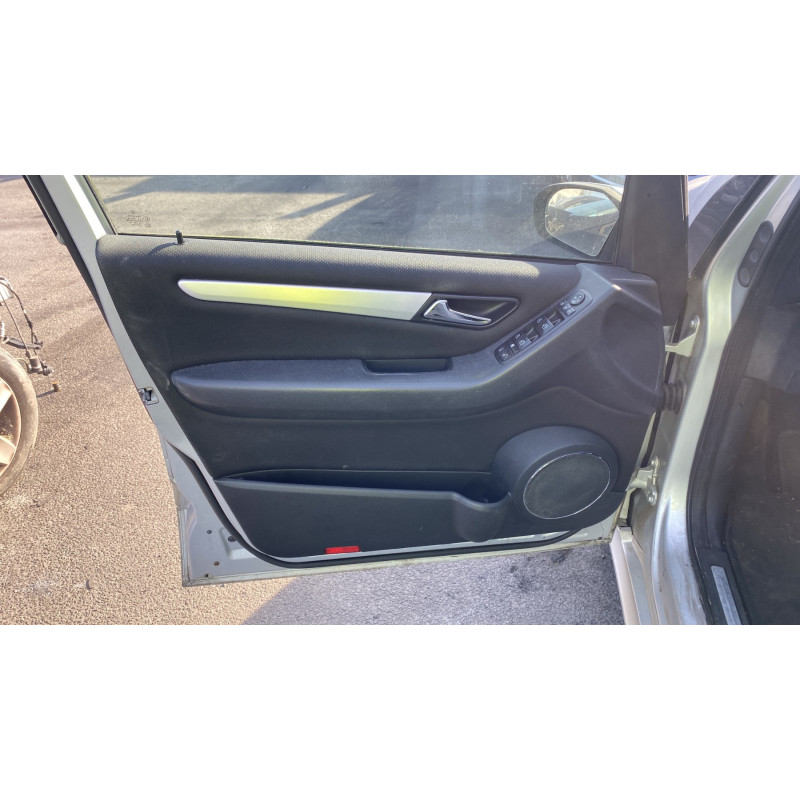Retroviseur interieur MERCEDES CLASSE B 245 Photo n°15
