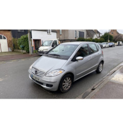 Renfort pare choc arriere (traverse) MERCEDES CLASSE A 169
