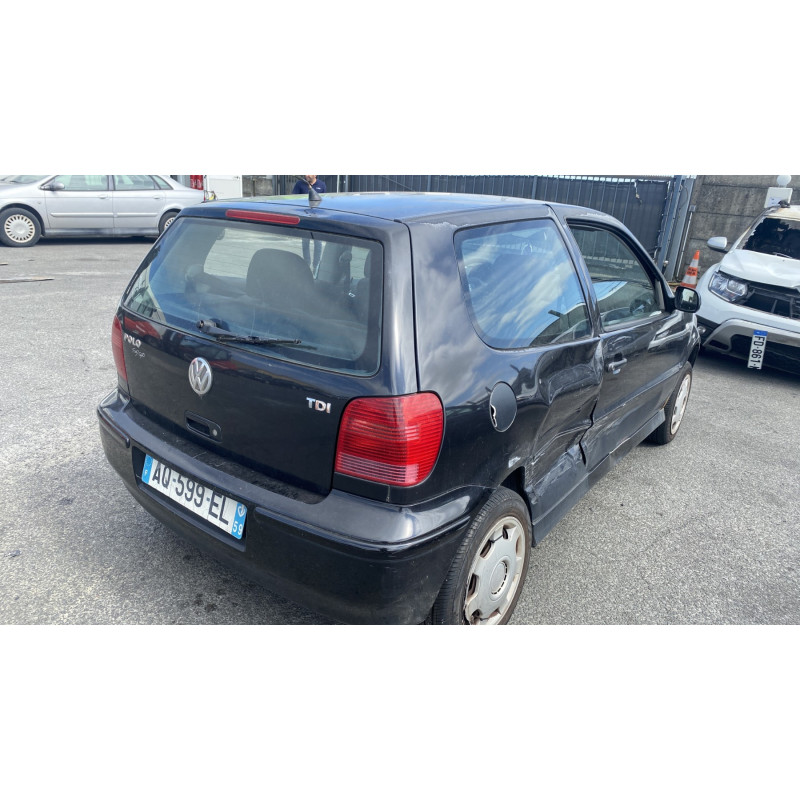 Vitre avant gauche VOLKSWAGEN POLO 3 Photo n°8