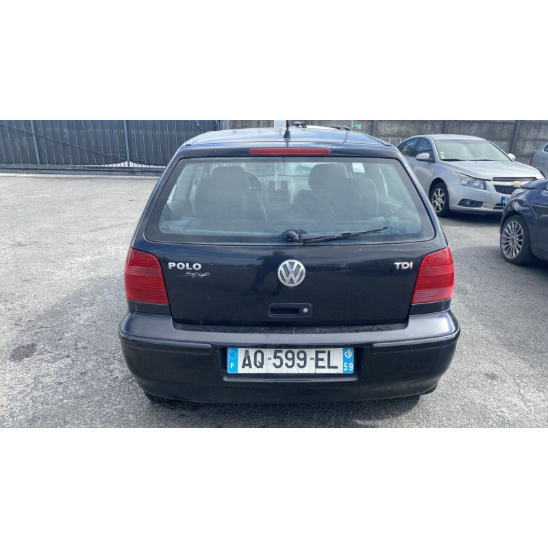 Vitre avant gauche VOLKSWAGEN POLO 3 Photo n°10