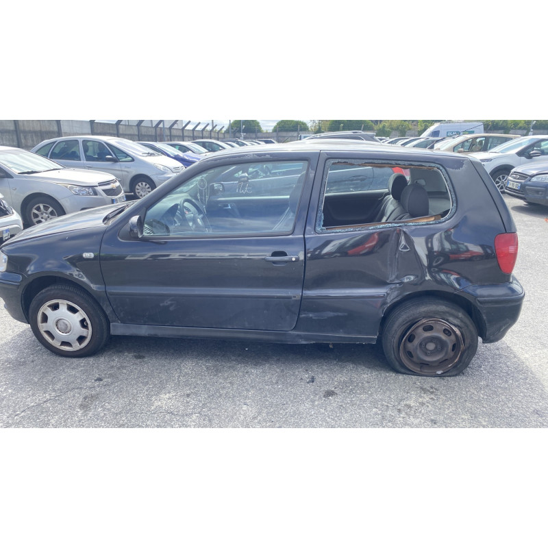 Vitre avant gauche VOLKSWAGEN POLO 3 Photo n°11